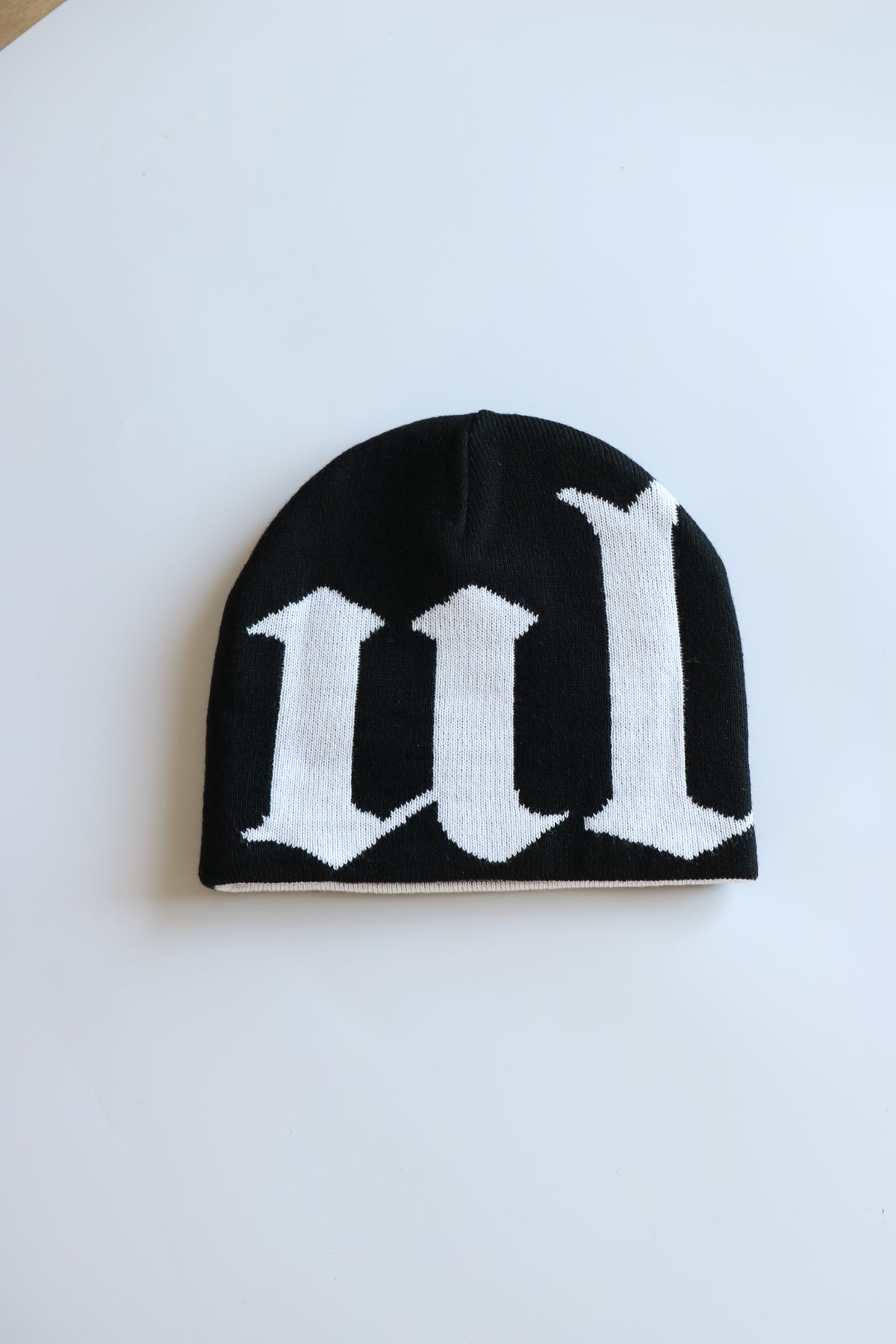 ULRC & Stripe skull beanie