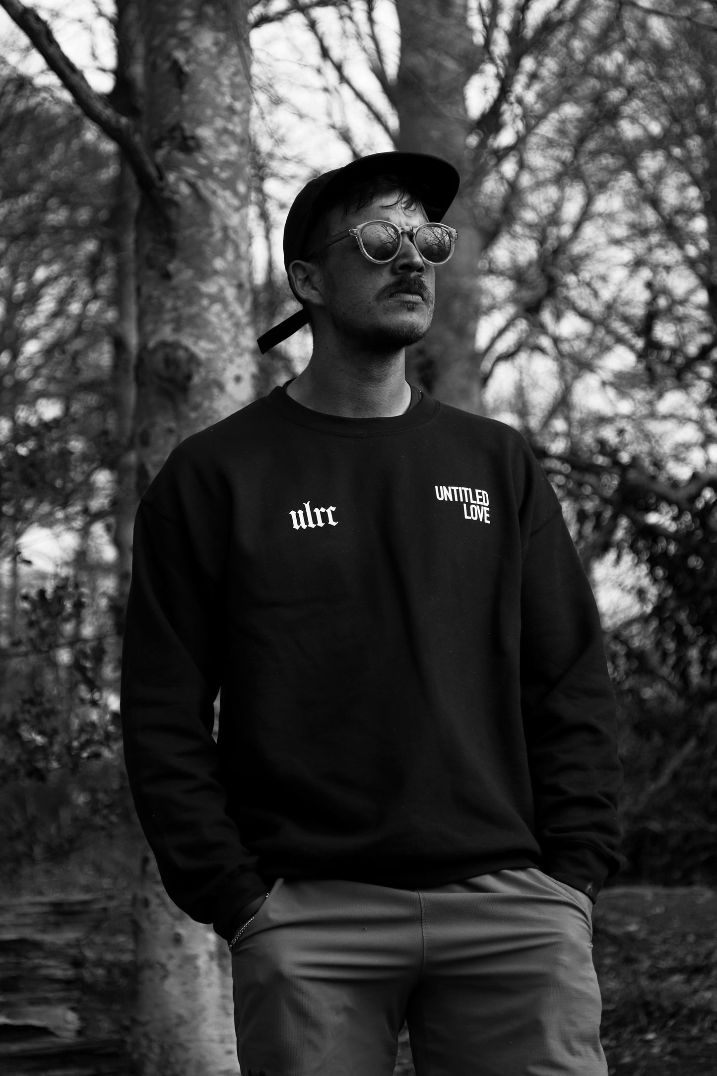 “LOVE RUNNING” Sweater